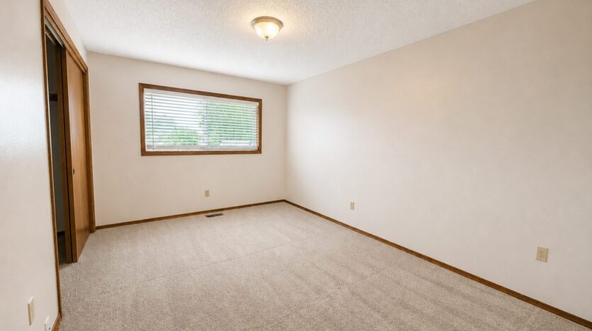 21318 SE Alder Ct - Gresham - Oregon - 2 bed, 1 bath rental property