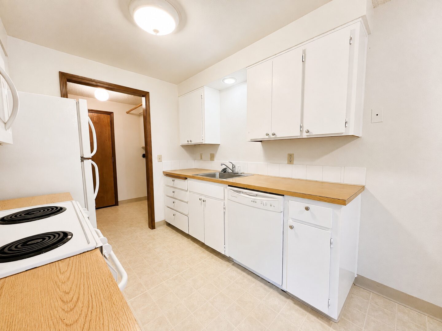 21318 SE Alder Ct - Gresham - Oregon - 2 bed, 1 bath rental property