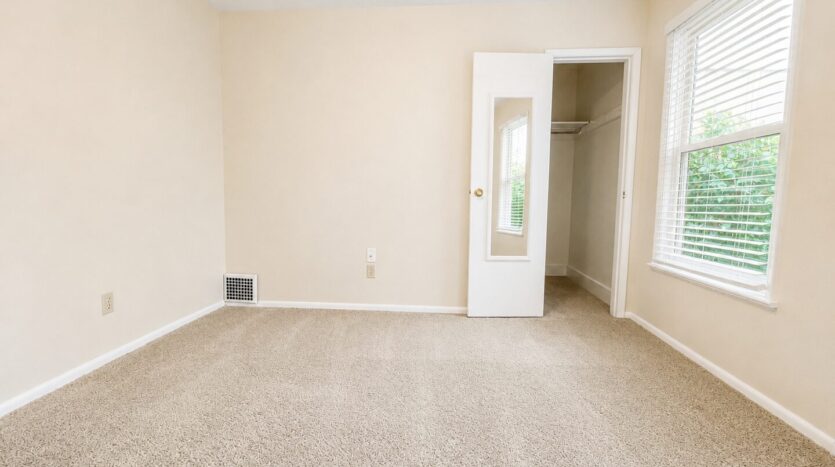 2220 NW Johnson Street - Portland - Oregon - 2 bed, 1 bath rental property
