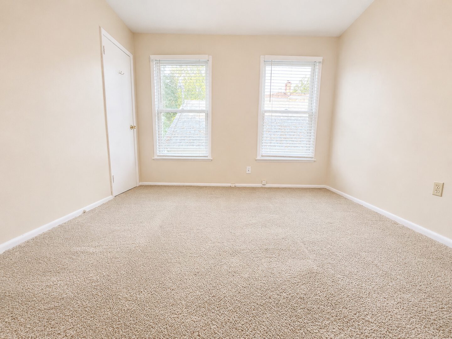 2220 NW Johnson Street - Portland - Oregon - 2 bed, 1 bath rental property