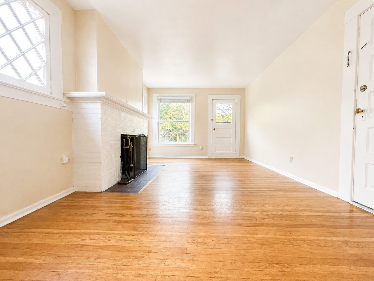 2220 NW Johnson Street - Portland - Oregon - 2 bed, 1 bath rental property