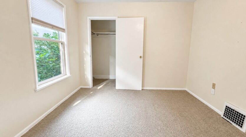 2220 NW Johnson Street - Portland - Oregon - 2 bed, 1 bath rental property