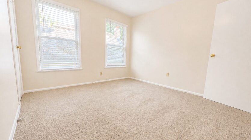 2220 NW Johnson Street - Portland - Oregon - 2 bed, 1 bath rental property