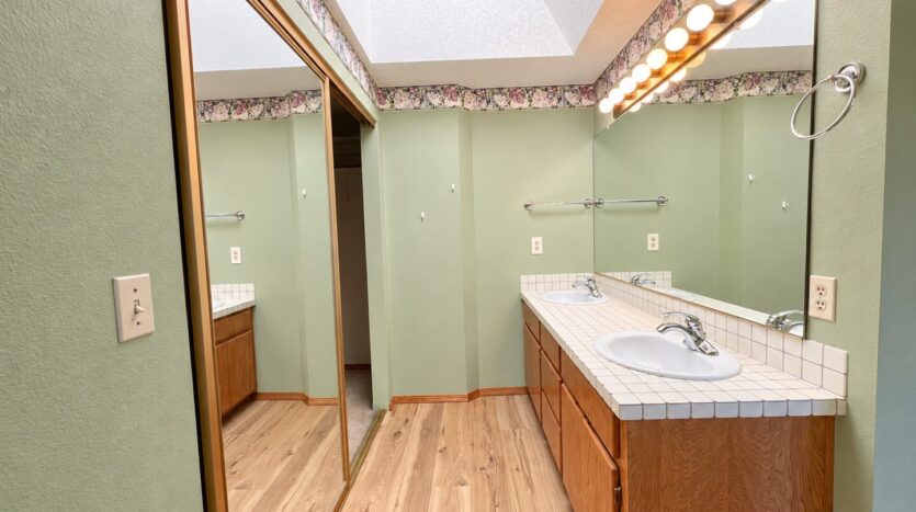 2228 NW 159th Place - Beaverton - Oregon - 3 bed, 2.5 bath rental property