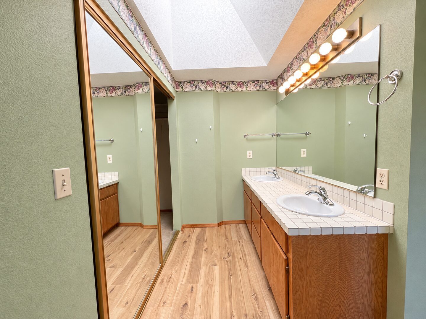 2228 NW 159th Place - Beaverton - Oregon - 3 bed, 2.5 bath rental property