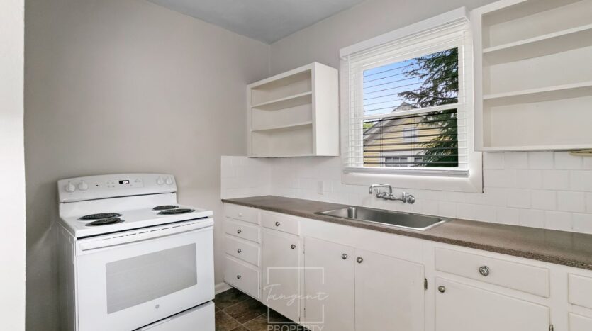 2311 SE Madison Street - Portland - Oregon - 2 bed, 1 bath rental property