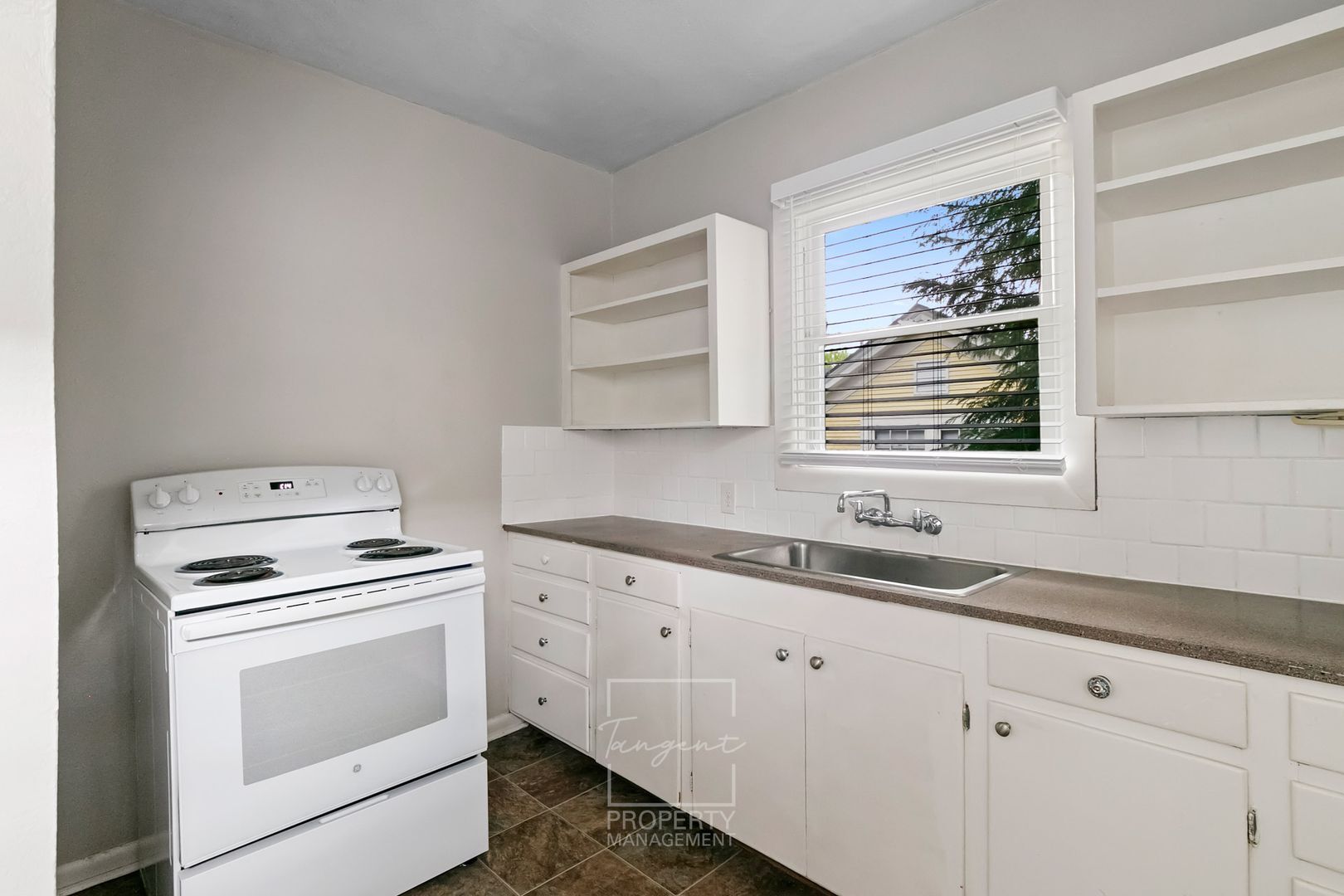 2311 SE Madison Street - Portland - Oregon - 2 bed, 1 bath rental property