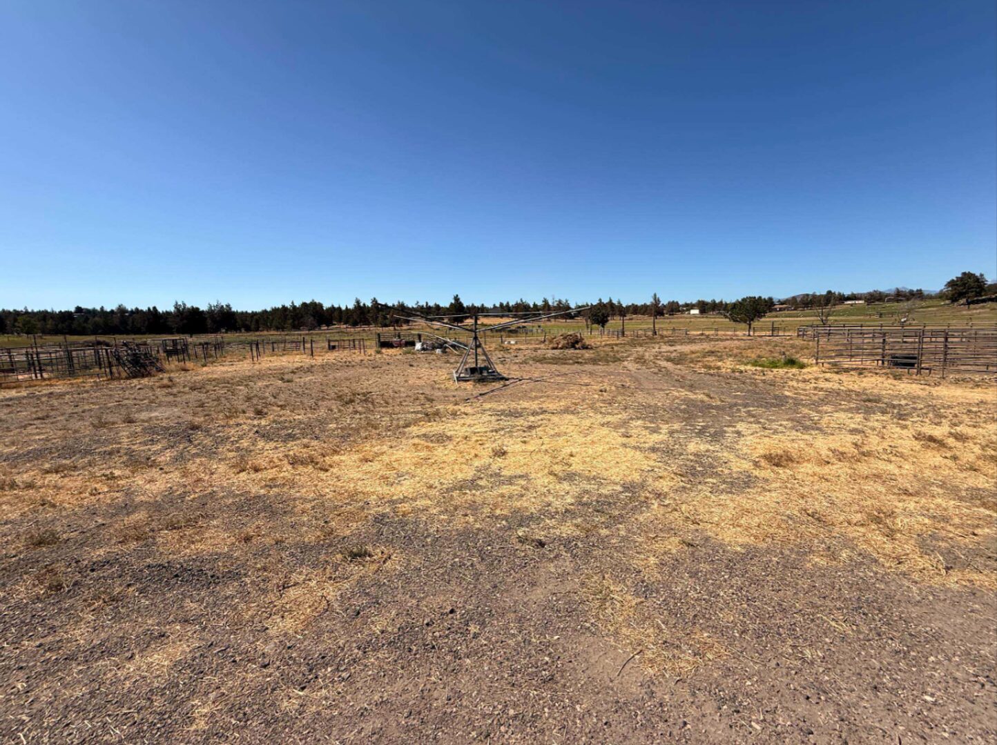 2550 NW Coyner Rd - Redmond - Oregon - 3 bed, 3 bath rental property