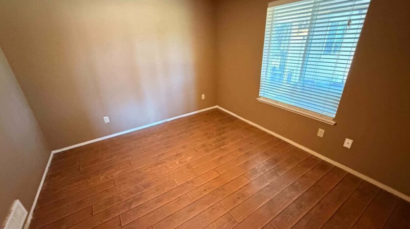 2550 NW Coyner Rd - Redmond - Oregon - 3 bed, 3 bath rental property