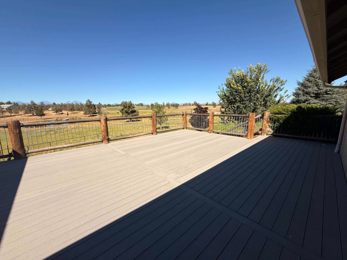 2550 NW Coyner Rd - Redmond - Oregon - 3 bed, 3 bath rental property