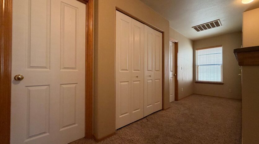2988 SW Indian Circle - Redmond - Oregon - 3 bed, 2.5 bath rental property