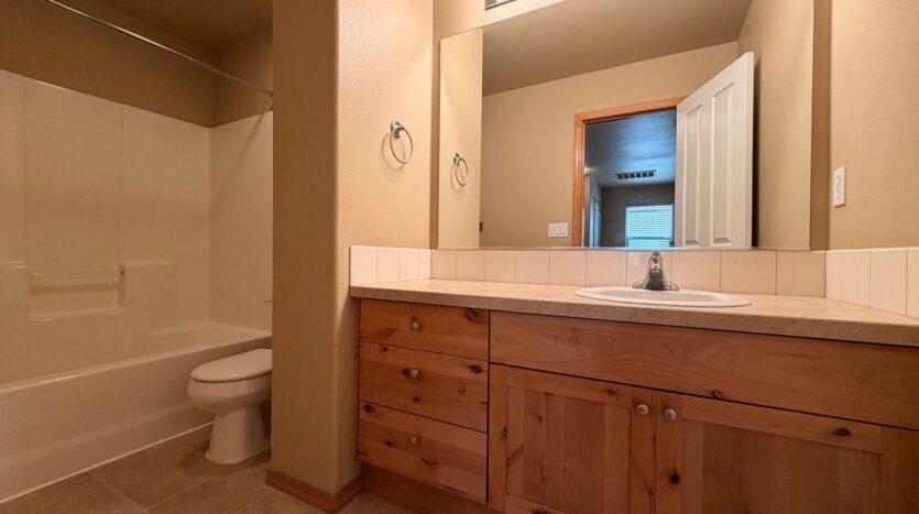 2988 SW Indian Circle - Redmond - Oregon - 3 bed, 2.5 bath rental property