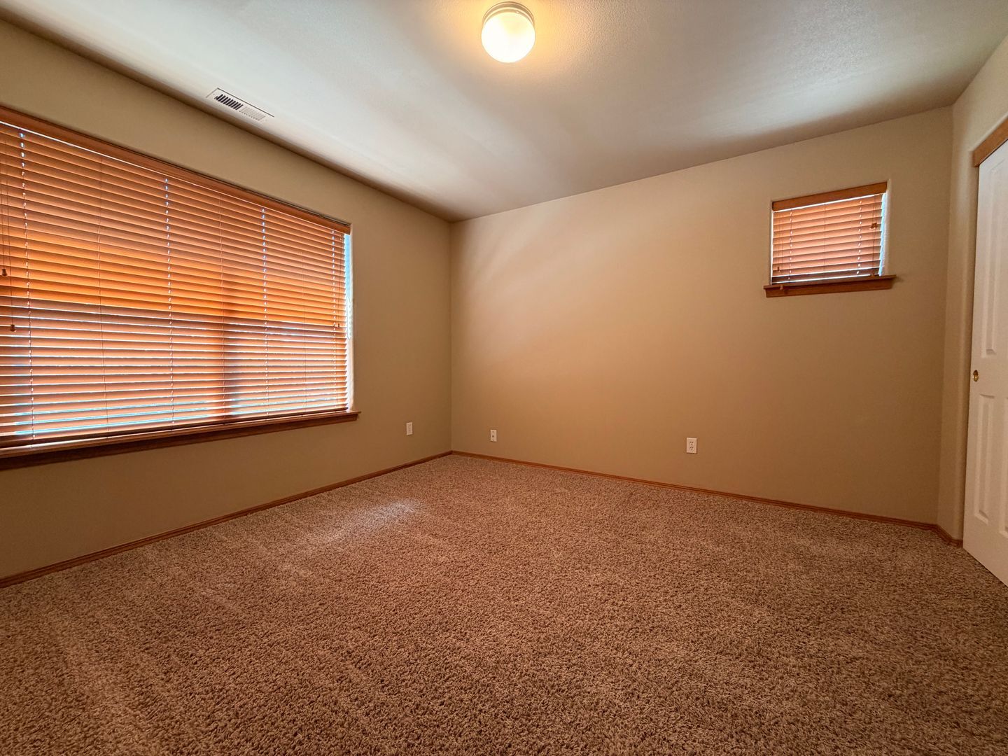2988 SW Indian Circle - Redmond - Oregon - 3 bed, 2.5 bath rental property