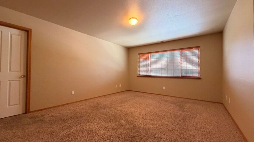 2988 SW Indian Circle - Redmond - Oregon - 3 bed, 2.5 bath rental property