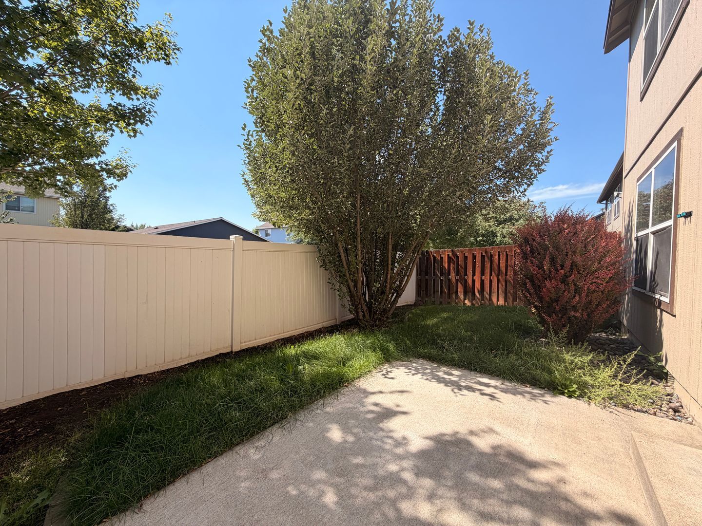 2988 SW Indian Circle - Redmond - Oregon - 3 bed, 2.5 bath rental property