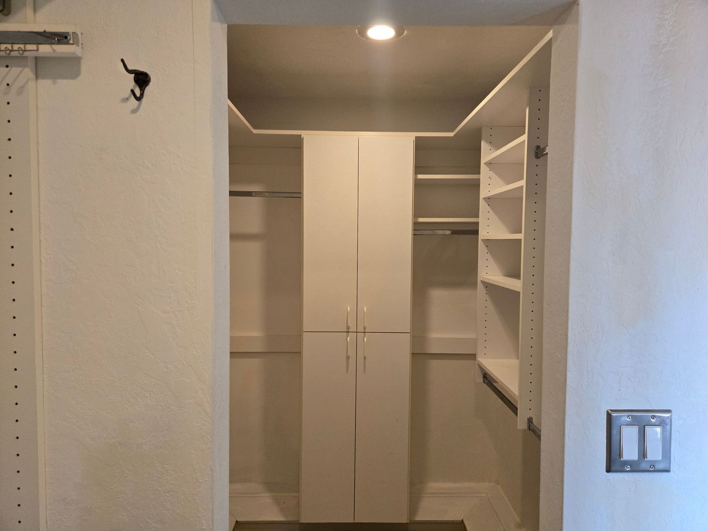 3203 Embudito Dr NE - Albuquerque - New Mexico - 4 bed, 2.5 bath rental property
