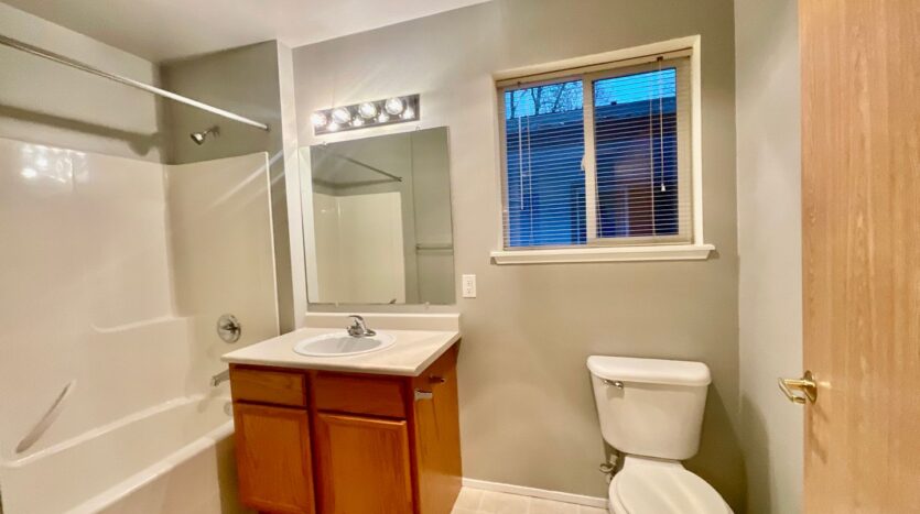 4018 Northwest Avenue - Bellingham - Washington - 1 bath rental property