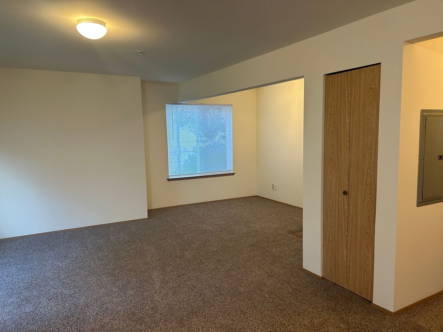 4018 Northwest Avenue - Bellingham - Washington - 1 bed, 1 bath rental property