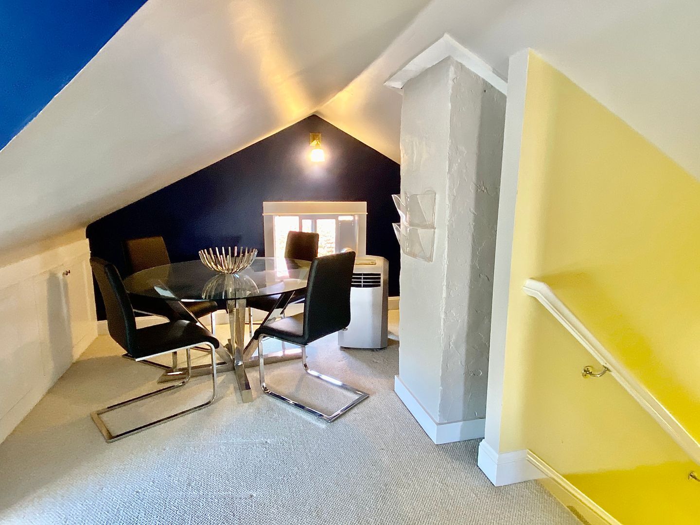4337 NE 23rd Ave - Portland - Oregon - 2 bed, 1 bath rental property