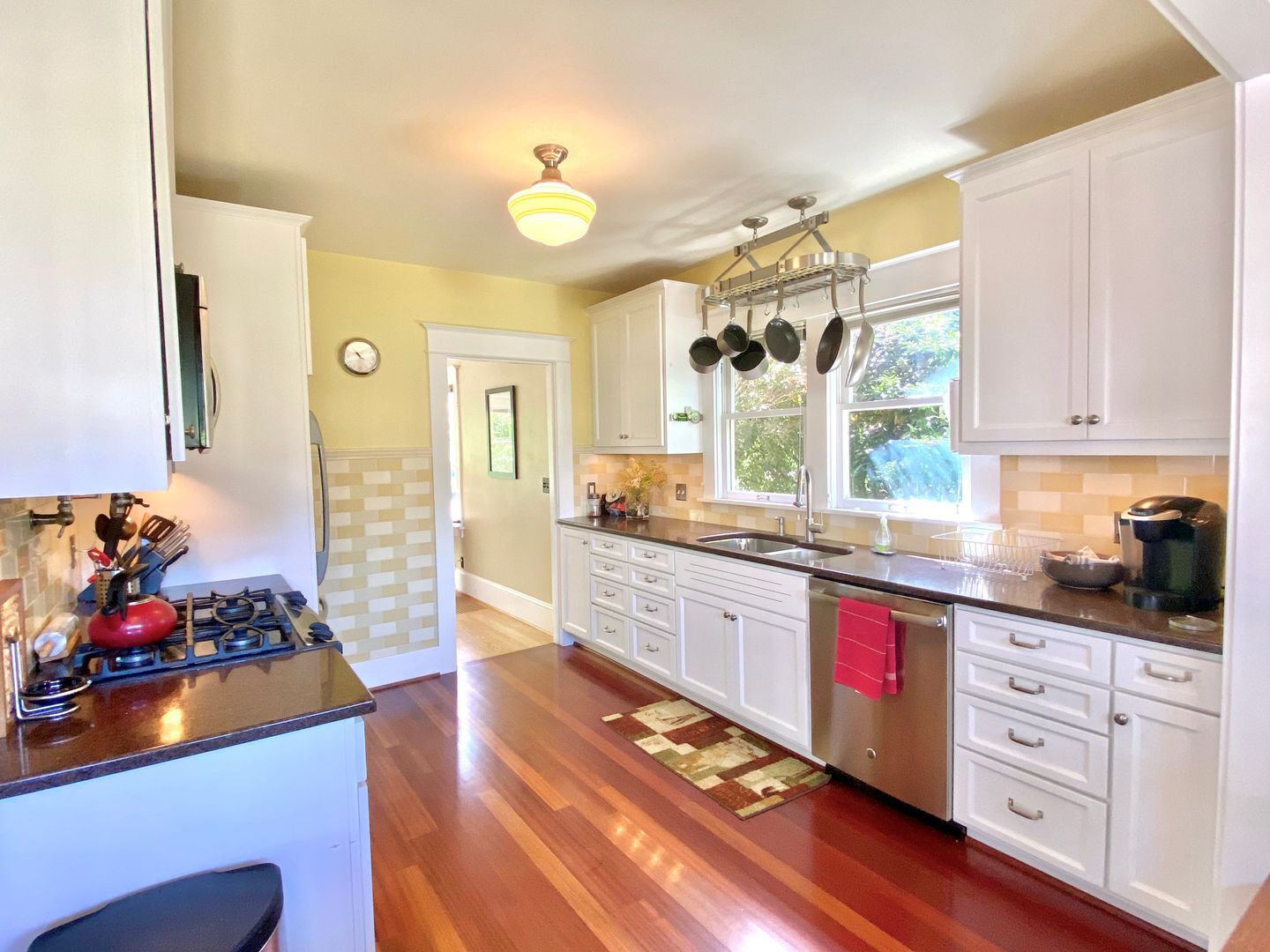 4337 NE 23rd Ave - Portland - Oregon - 2 bed, 1 bath rental property