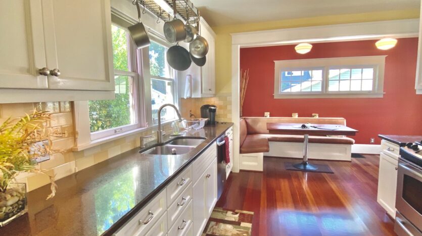 4337 NE 23rd Ave - Portland - Oregon - 2 bed, 1 bath rental property
