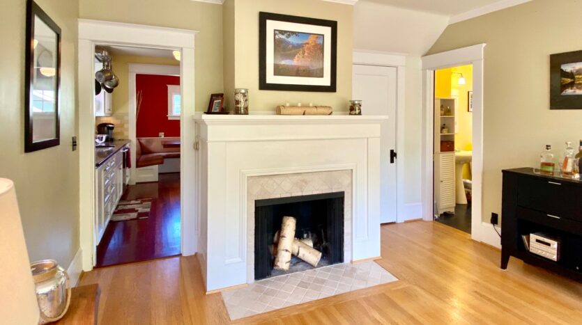 4337 NE 23rd Ave - Portland - Oregon - 2 bed, 1 bath rental property