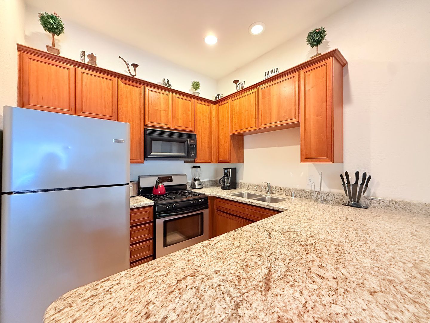 50650 Santa Rosa Plaza Unit 1 - La Quinta - California - 1 bed, 1 bath rental property