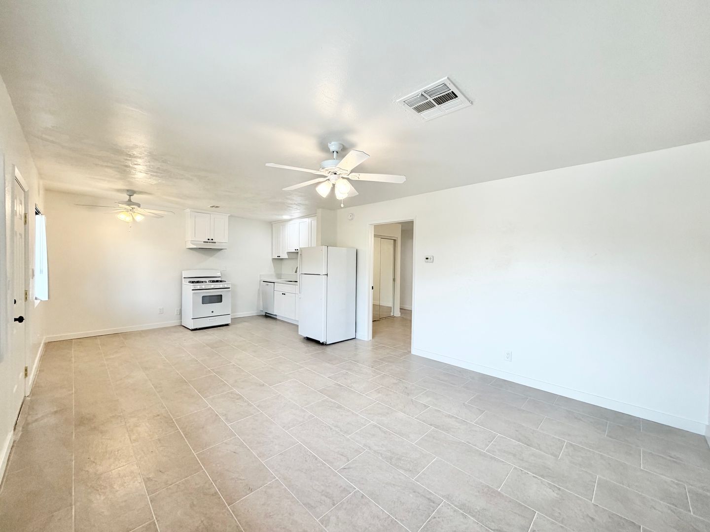 579 S Highland Drive - 05 - Palm Springs - California - 1 bed, 1 bath rental property