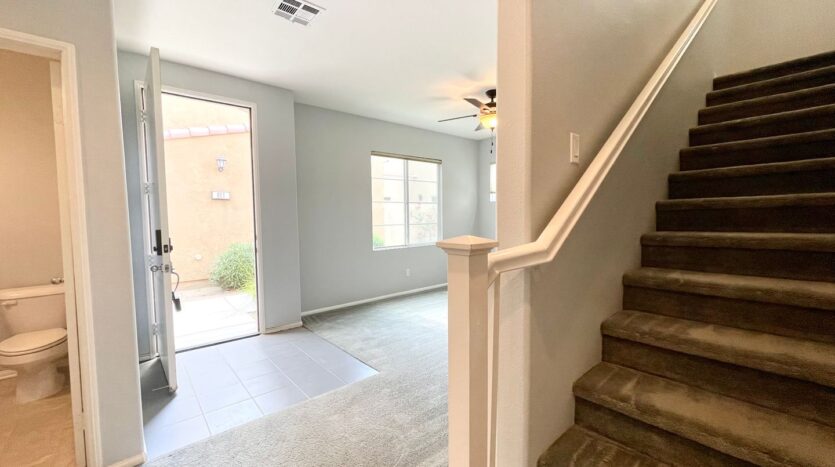 617 Calle Vibrante - Palm Desert - California - 3 bed, 2.5 bath rental property