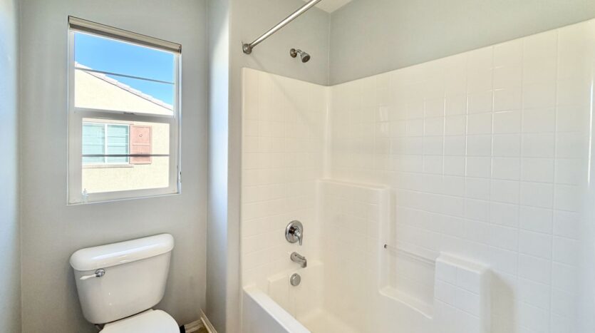 617 Calle Vibrante - Palm Desert - California - 3 bed, 2.5 bath rental property