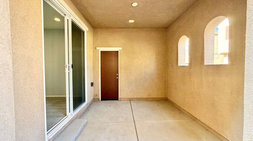 617 Calle Vibrante - Palm Desert - California - 3 bed, 2.5 bath rental property