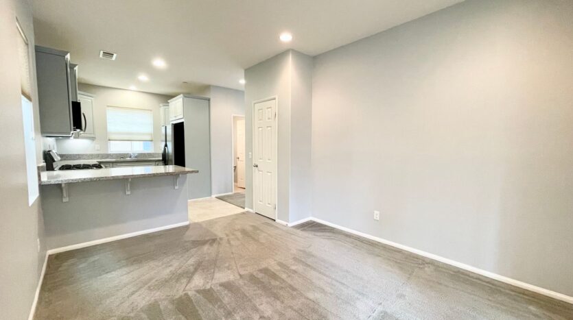 617 Calle Vibrante - Palm Desert - California - 3 bed, 2.5 bath rental property
