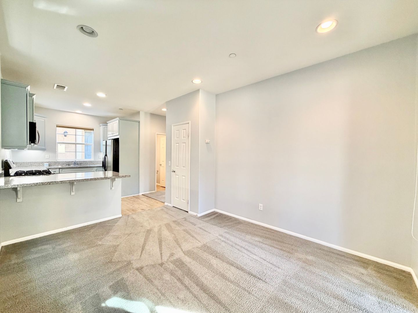 617 Calle Vibrante - Palm Desert - California - 3 bed, 2.5 bath rental property