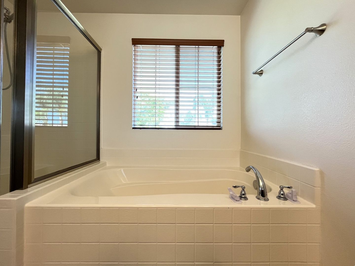 7143 Leighton Drive - Corona - California - 4 bed, 3 bath rental property