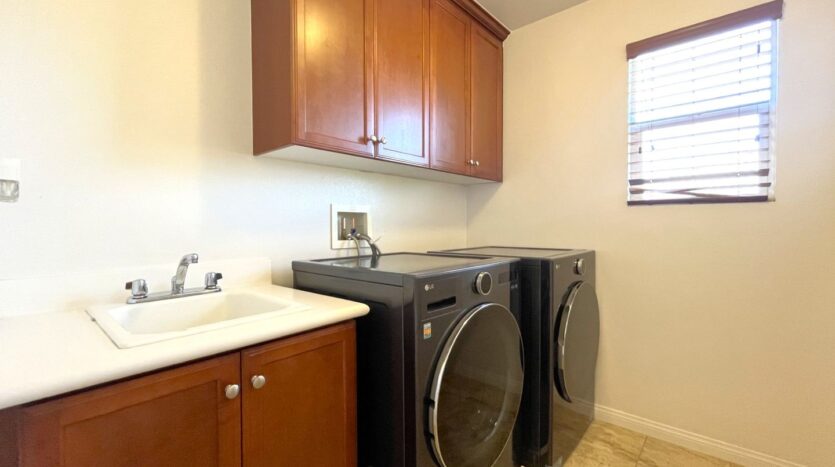 7143 Leighton Drive - Corona - California - 4 bed, 3 bath rental property