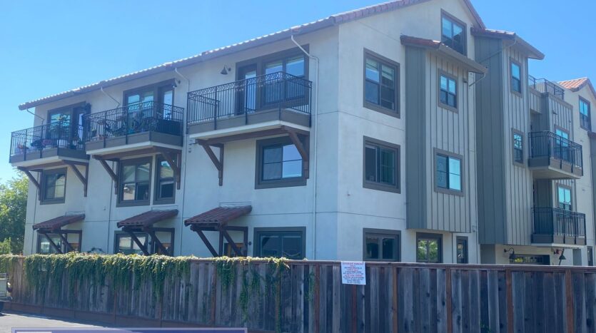 716 Darwin Street - Unit 306 - Santa Cruz - California - 1 bed, 1 bath rental property