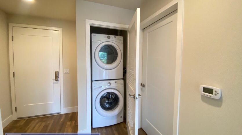 716 Darwin Street - Unit 306 - Santa Cruz - California - 1 bed, 1 bath rental property