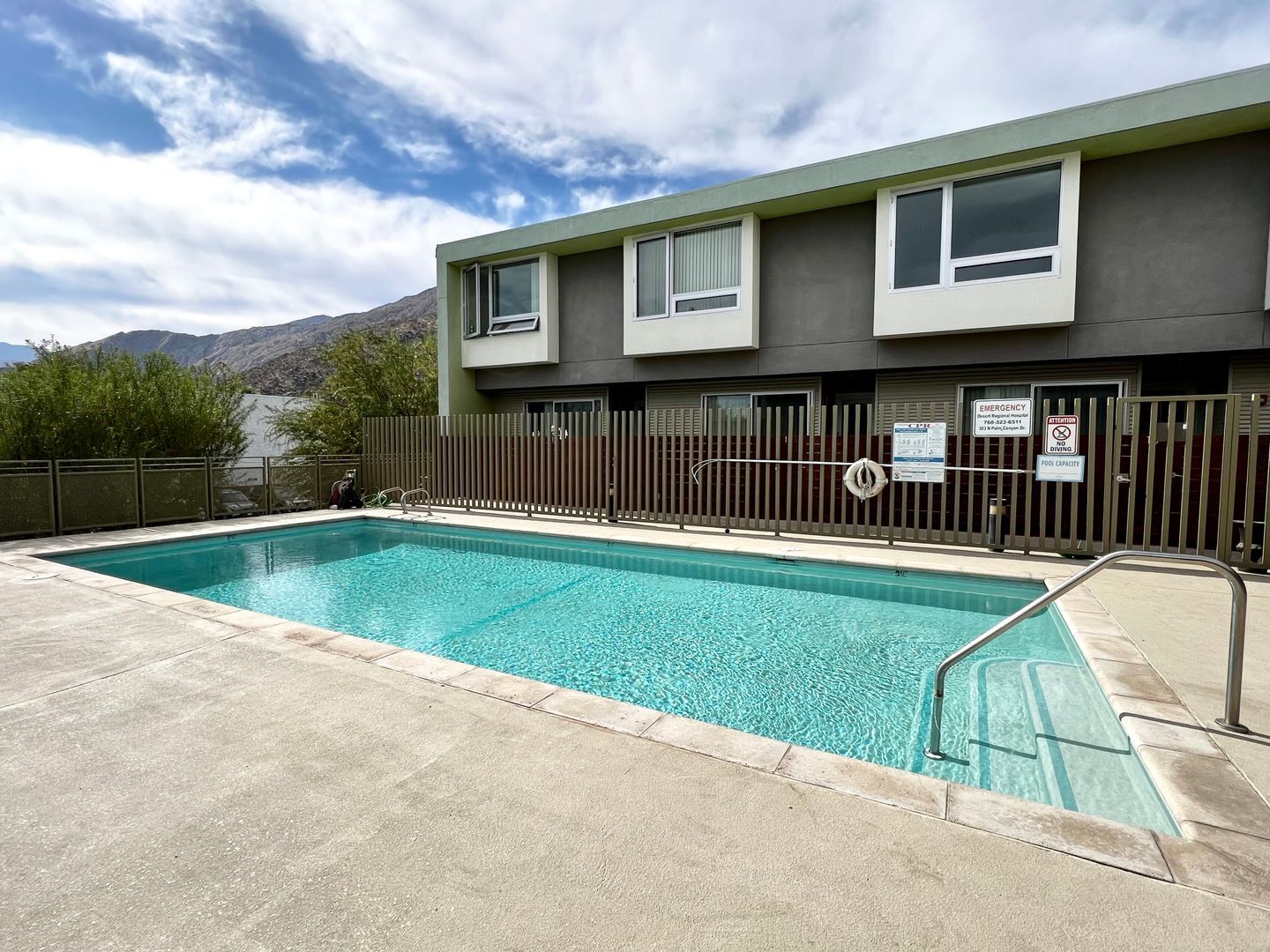 803 N Palm Canyon Dr. - Unit 09 - Palm Springs - California - 2 bed, 2 bath rental property