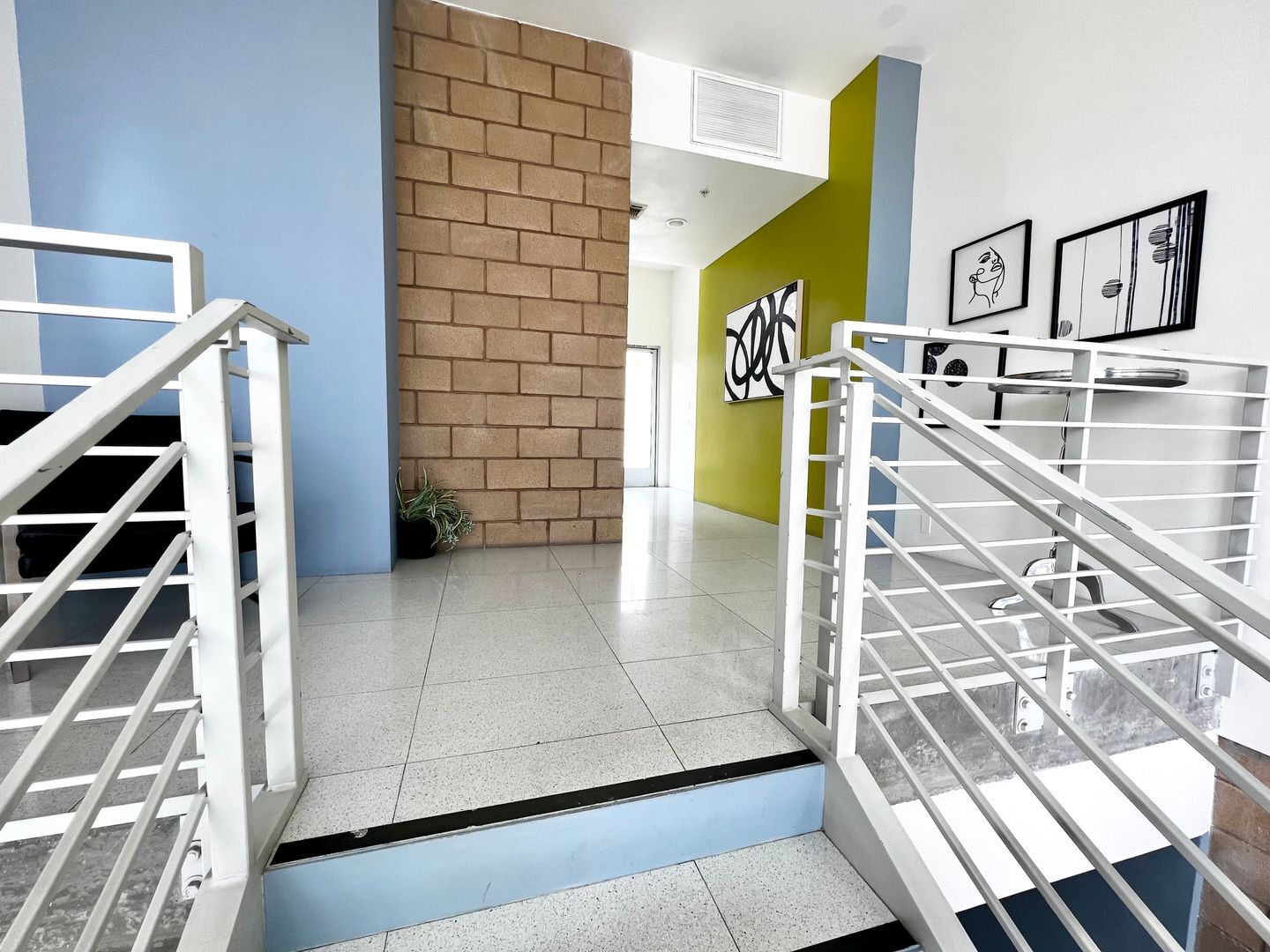 803 N Palm Canyon Dr. - Unit 09 - Palm Springs - California - 2 bed, 2 bath rental property