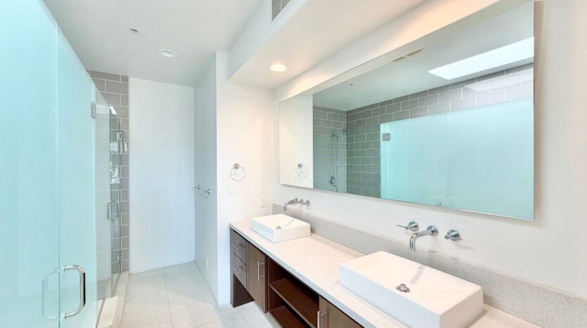 803 N Palm Canyon Dr. - Unit 09 - Palm Springs - California - 2 bed, 2 bath rental property
