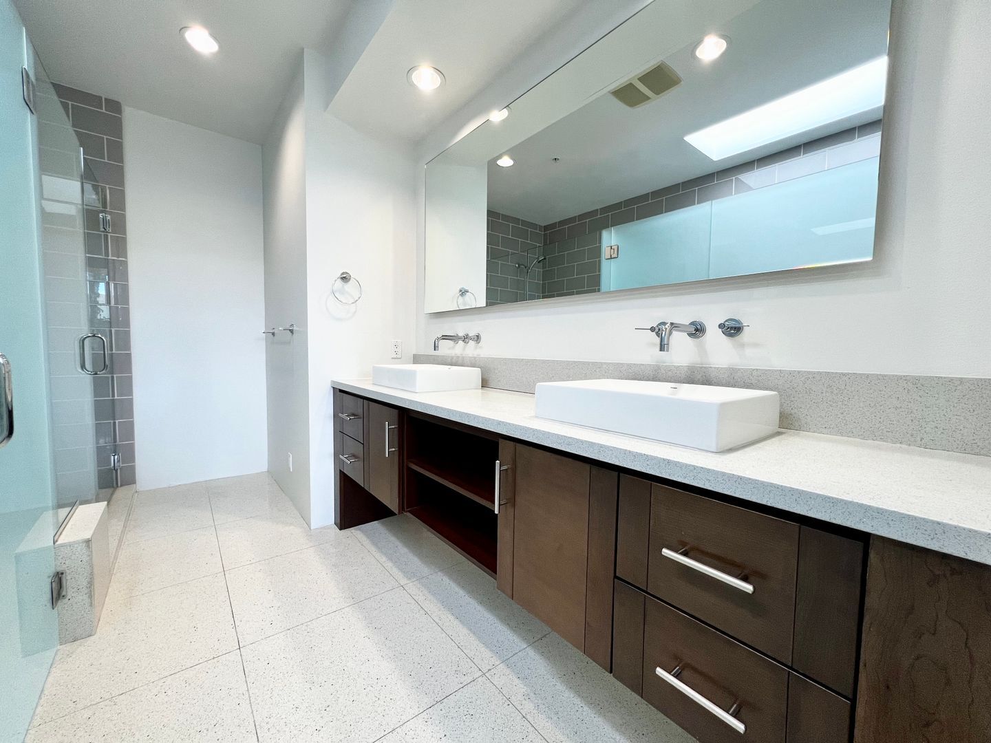803 N Palm Canyon Dr. - Unit 09 - Palm Springs - California - 2 bed, 2 bath rental property
