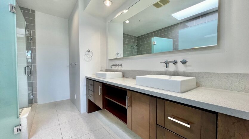 803 N Palm Canyon Dr. - Unit 09 - Palm Springs - California - 2 bed, 2 bath rental property