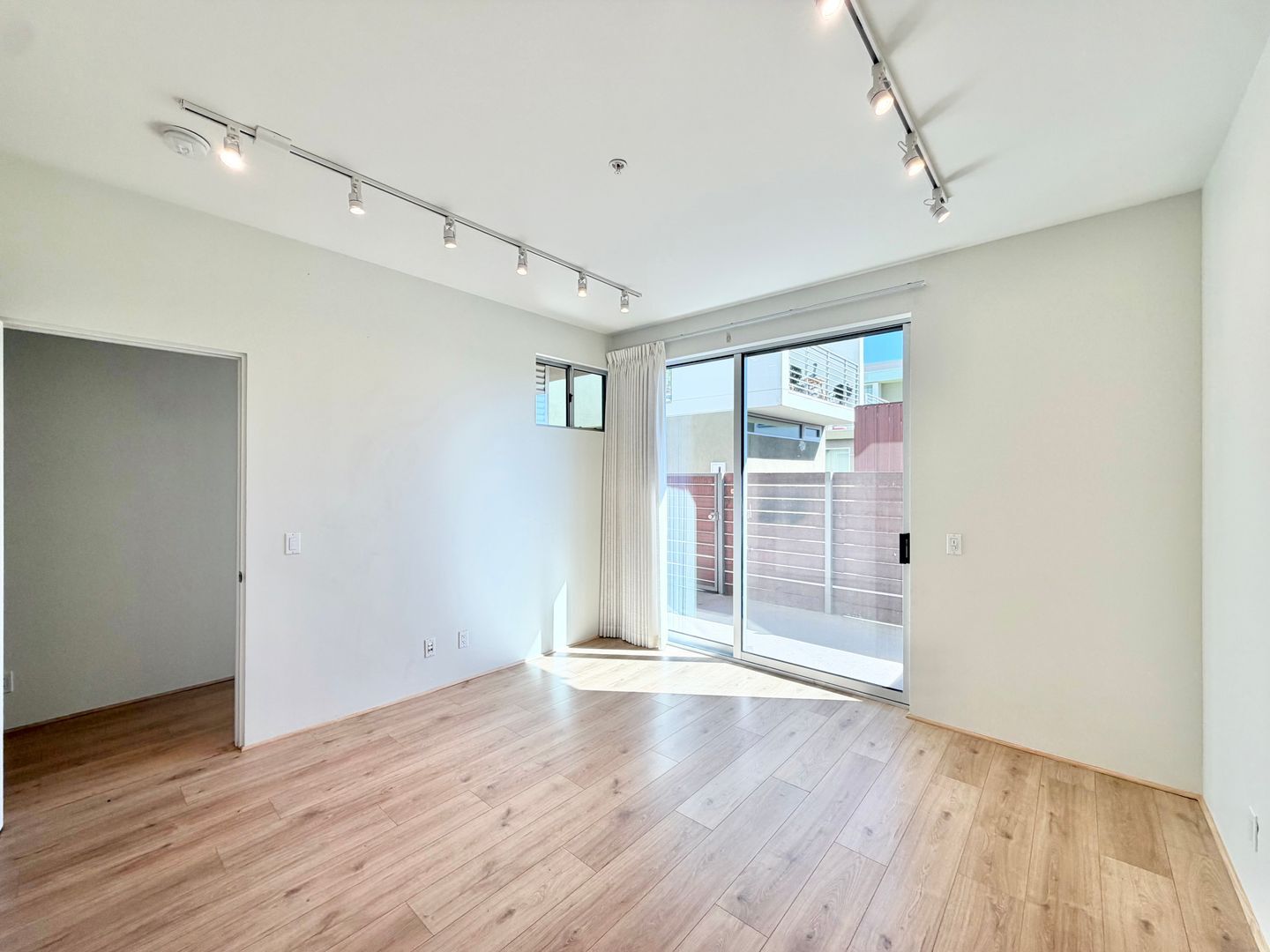 803 N Palm Canyon Dr. - Unit 09 - Palm Springs - California - 2 bed, 2 bath rental property