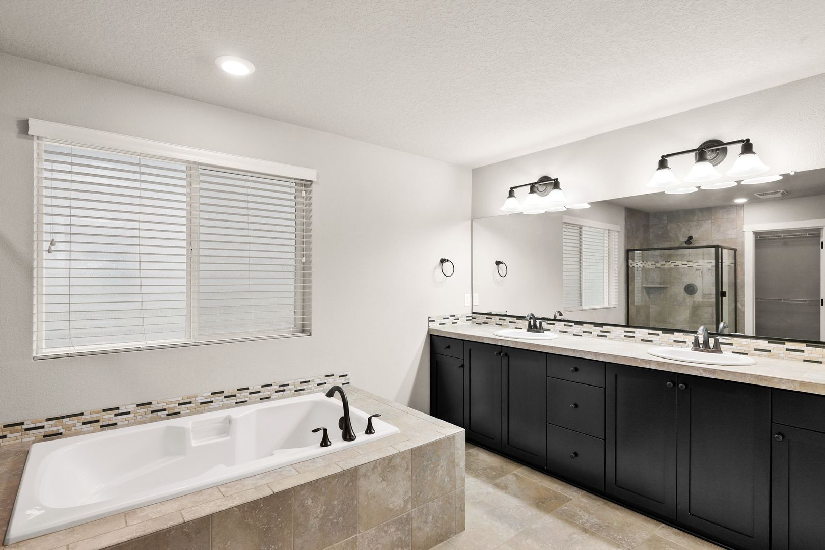 9359 SW Treble Lane - Portland - Oregon - 3 bed, 2.5 bath rental property