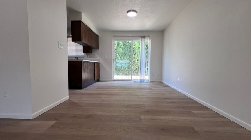 1106 SW Fox Ct - Troutdale - Oregon - 2 bed, 1 bath rental property
