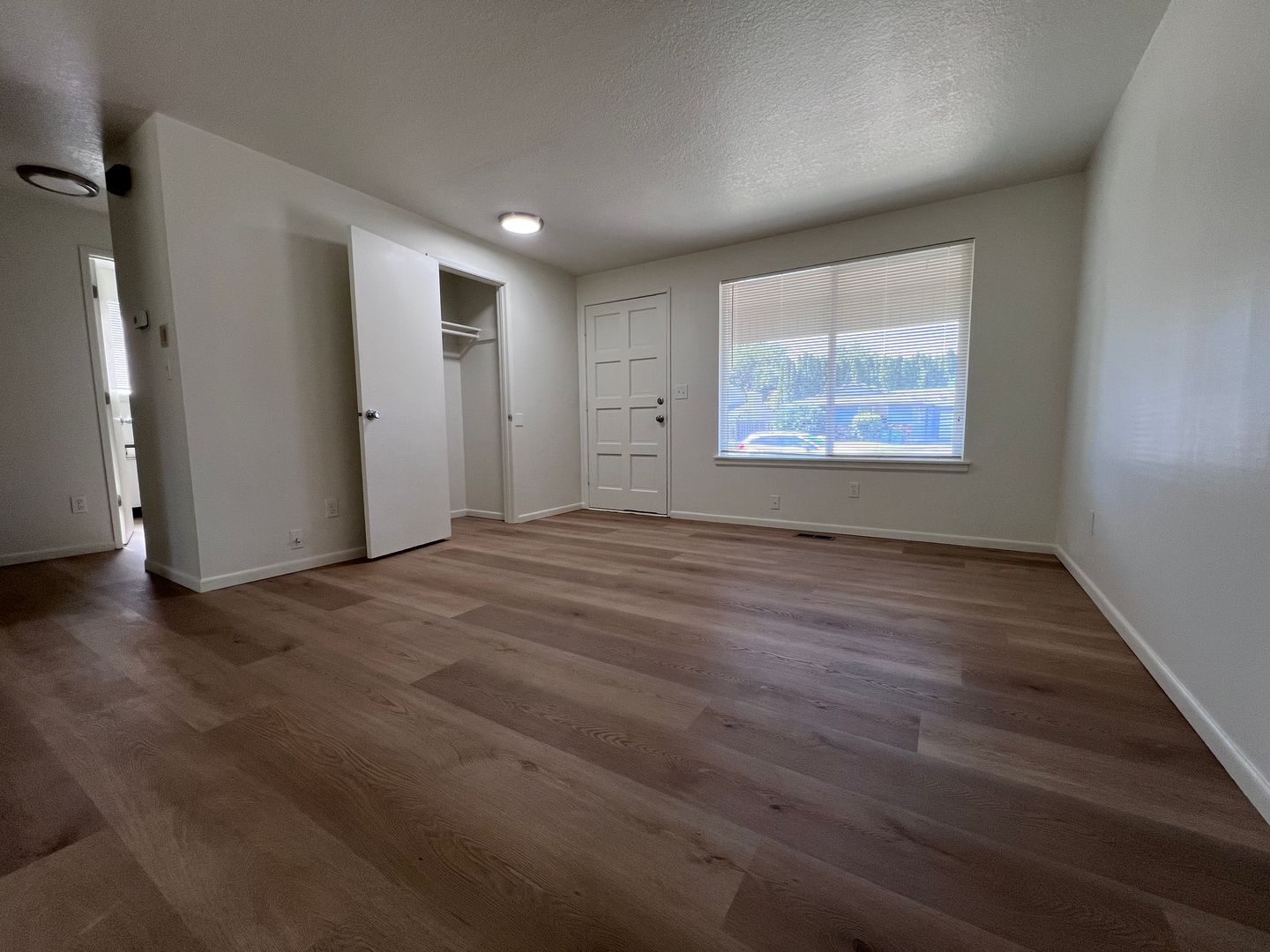 1106 SW Fox Ct - Troutdale - Oregon - 2 bed, 1 bath rental property