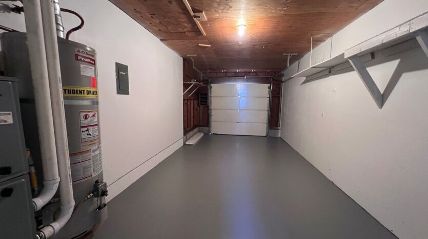 1106 SW Fox Ct - Troutdale - Oregon - 2 bed, 1 bath rental property