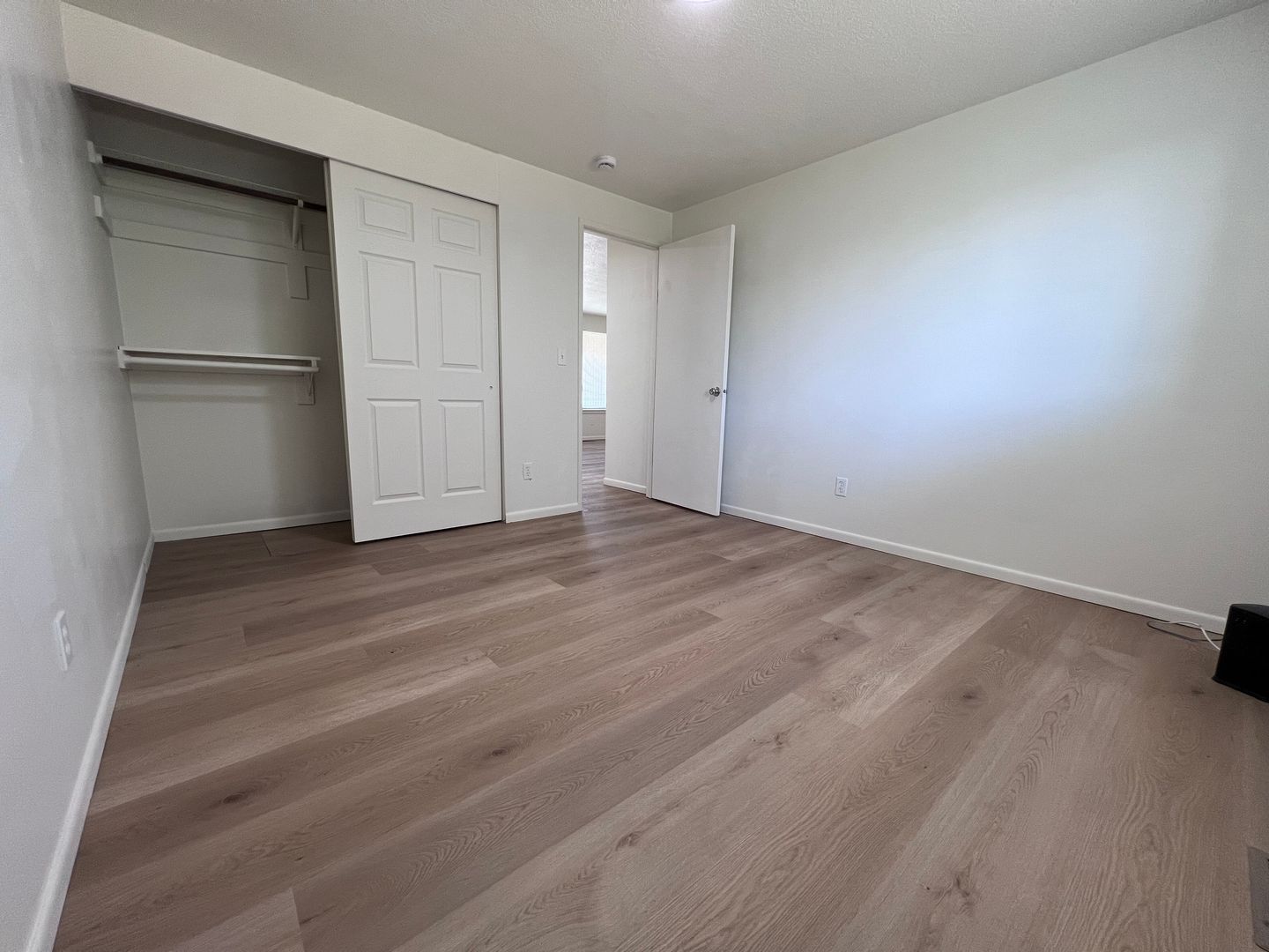 1106 SW Fox Ct - Troutdale - Oregon - 2 bed, 1 bath rental property