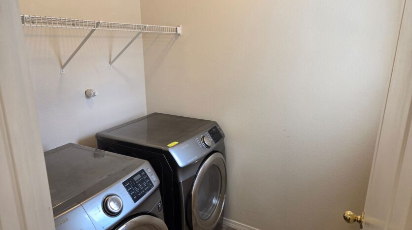 1328 Tres Ritos St SW - Albuquerque - New Mexico - 3 bed, 2.5 bath rental property