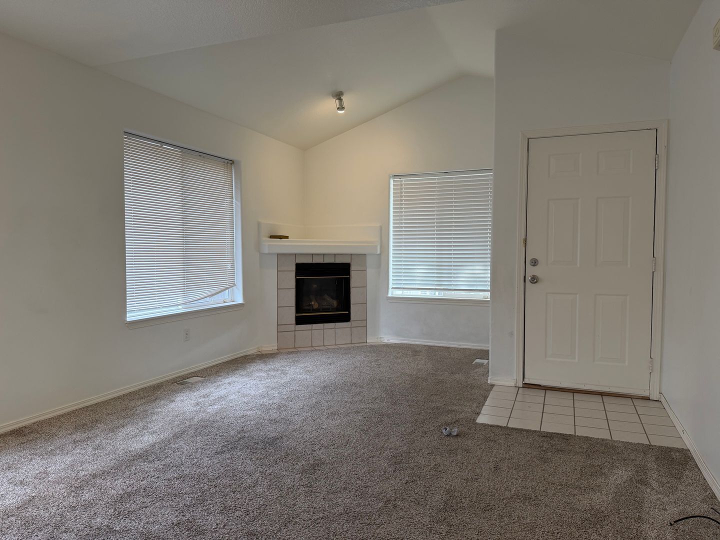 14110 SE Summerfield Loop - Happy Valley - Oregon - 3 bed, 2.5 bath rental property